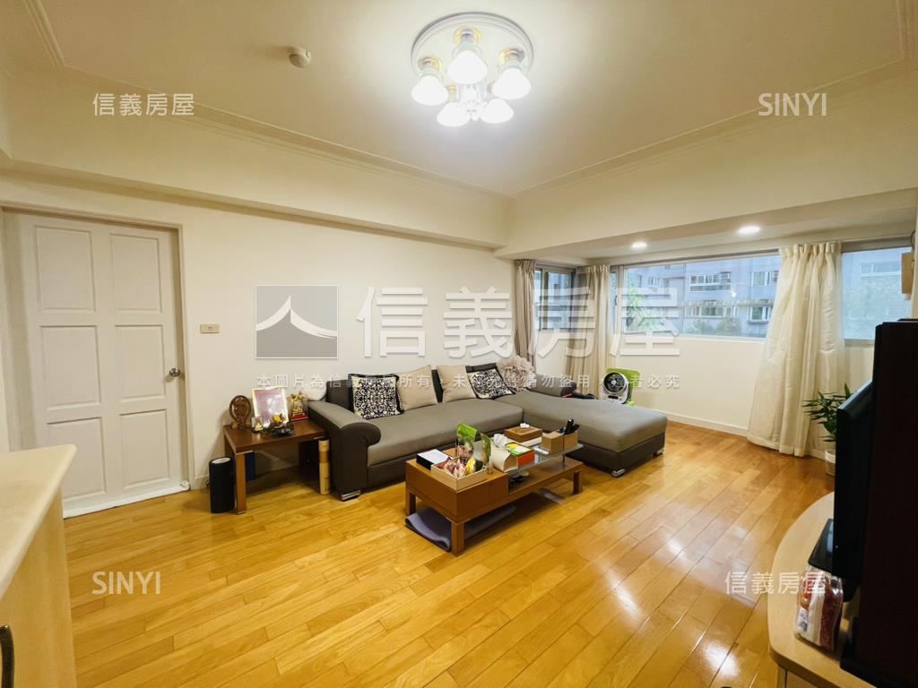 親友專☆德明翠庭３房車位房屋室內格局與周邊環境