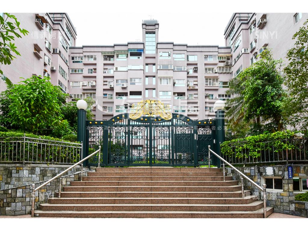 親友專☆德明翠庭３房車位房屋室內格局與周邊環境