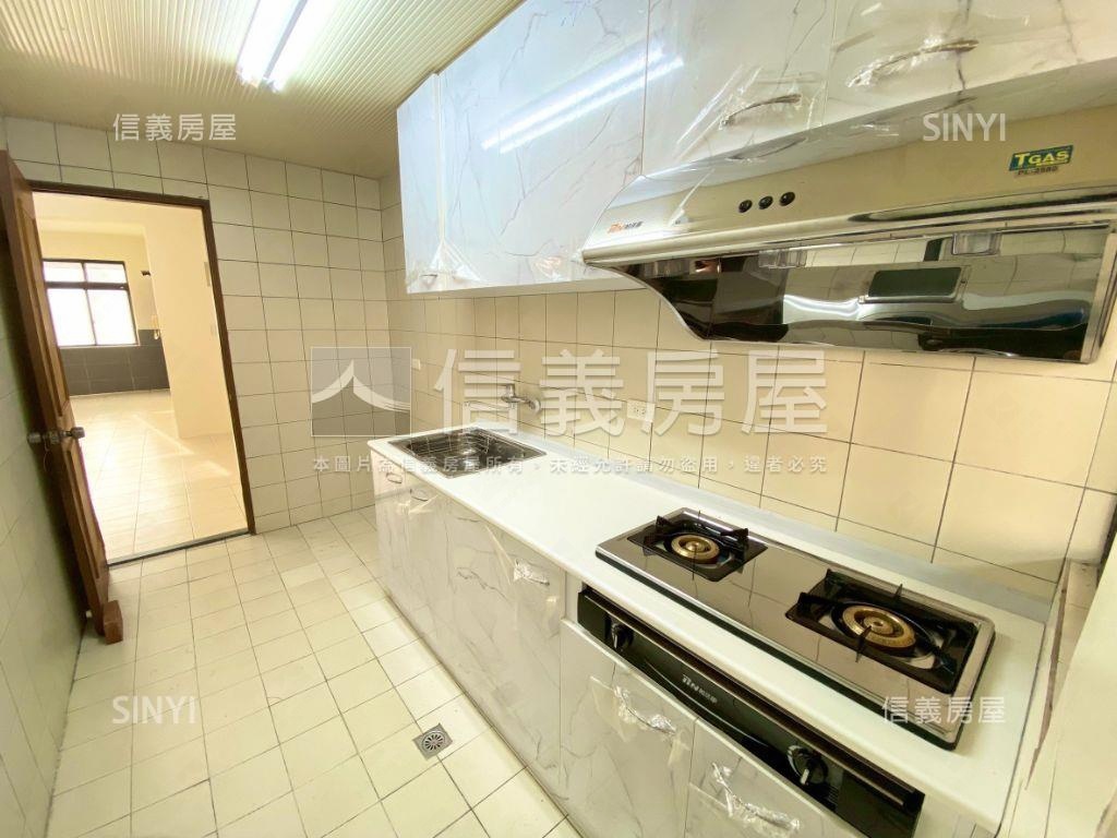 東園培英採光大四房房屋室內格局與周邊環境