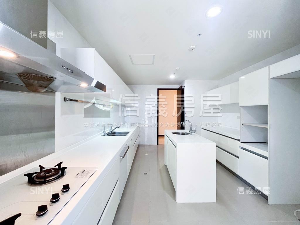 專。百達富裔高樓視野裝潢房屋室內格局與周邊環境