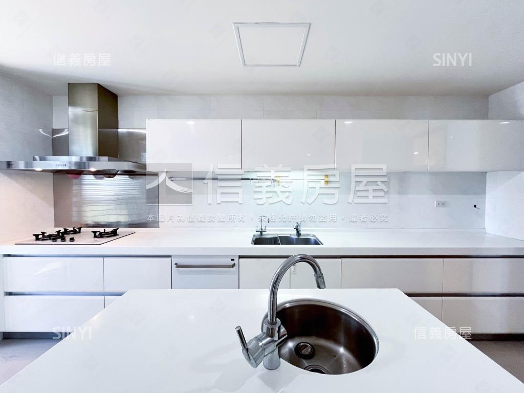 專。百達富裔高樓視野裝潢房屋室內格局與周邊環境