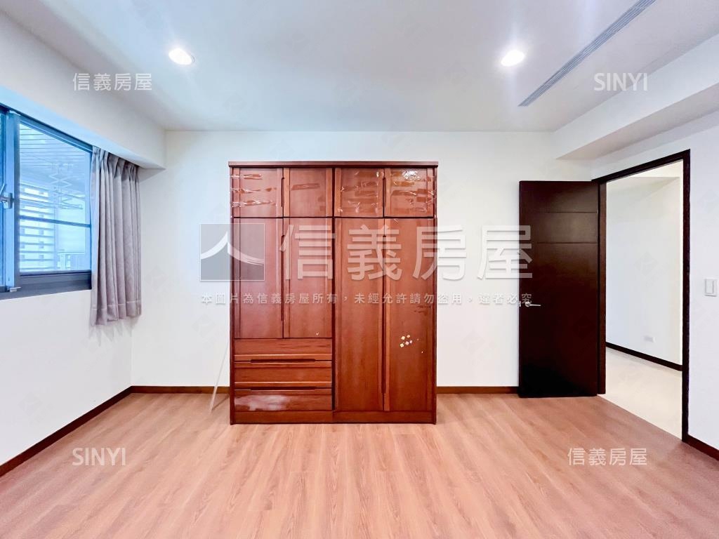 專。百達富裔高樓視野裝潢房屋室內格局與周邊環境