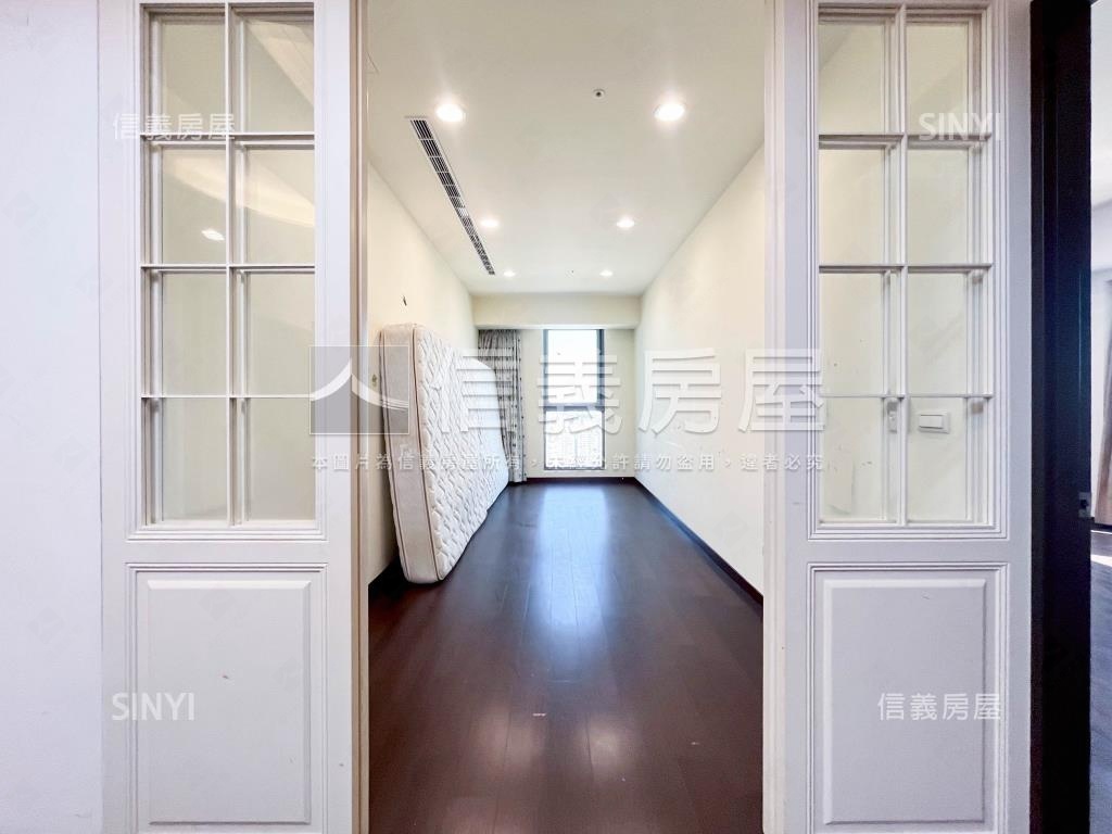 專。百達富裔高樓視野裝潢房屋室內格局與周邊環境