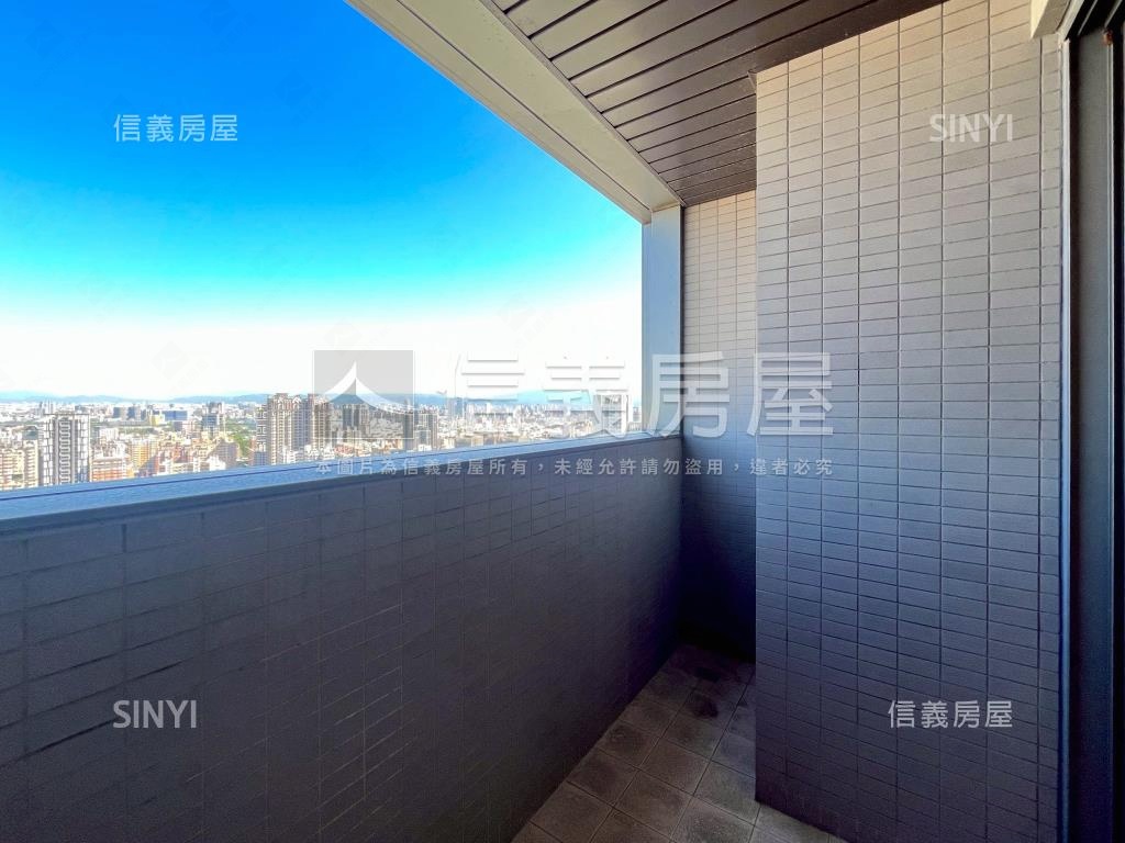 專。百達富裔高樓視野裝潢房屋室內格局與周邊環境