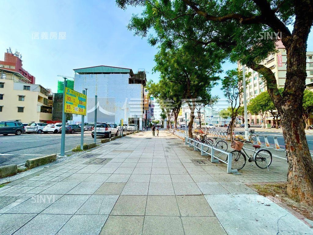 預售中正１號院二房１２Ｆ房屋室內格局與周邊環境