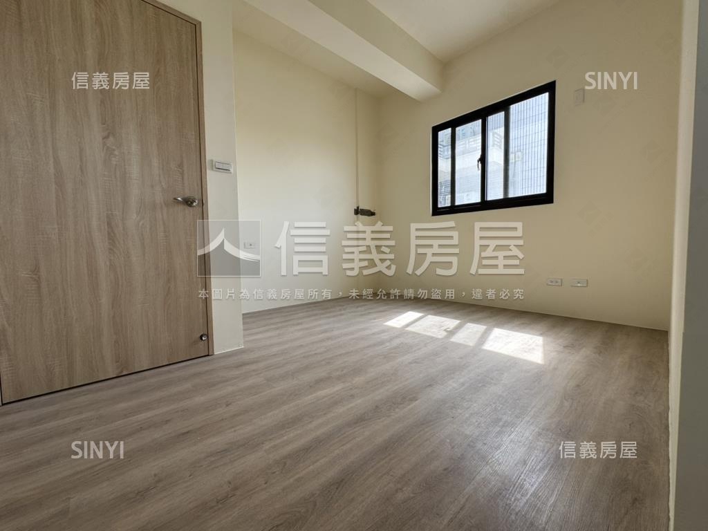 大里全新電梯兩房兩衛３Ｆ房屋室內格局與周邊環境