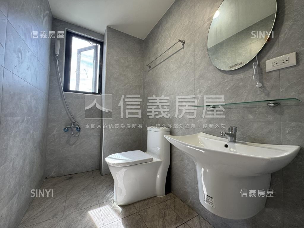 大里全新電梯兩房兩衛３Ｆ房屋室內格局與周邊環境