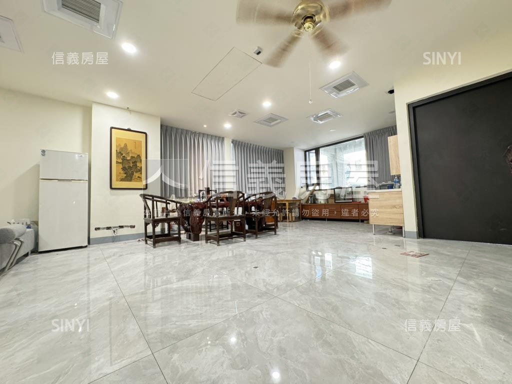 大里全新電梯兩房兩衛３Ｆ房屋室內格局與周邊環境