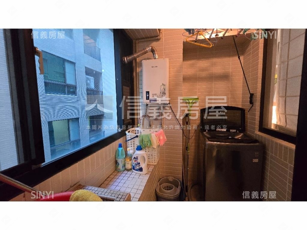 藝文竹城鶴岡８樓三房車位房屋室內格局與周邊環境