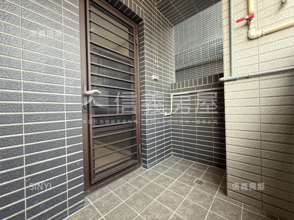 近Ｇ０５站景觀兩房車位房屋室內格局與周邊環境