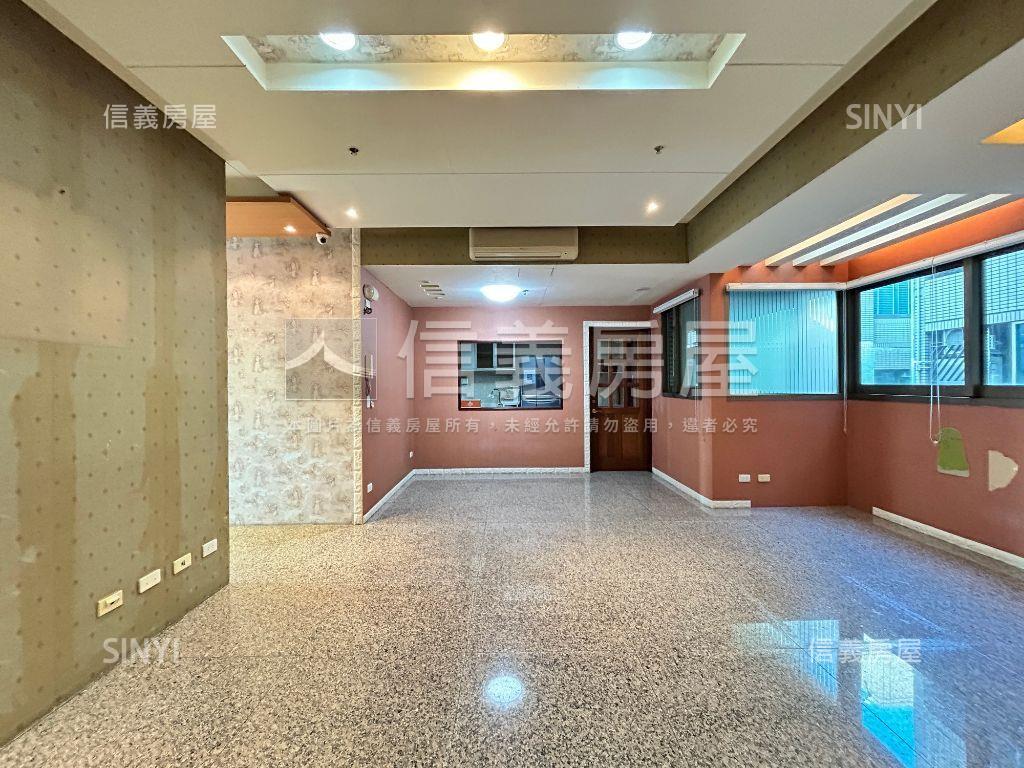 采固卓越次頂樓朝南視野戶房屋室內格局與周邊環境