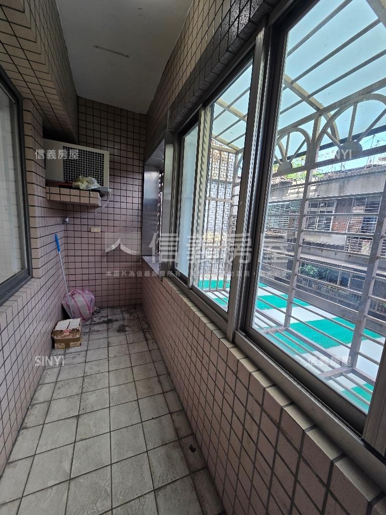 ♞ＴＯＰ松江二房附車位房屋室內格局與周邊環境