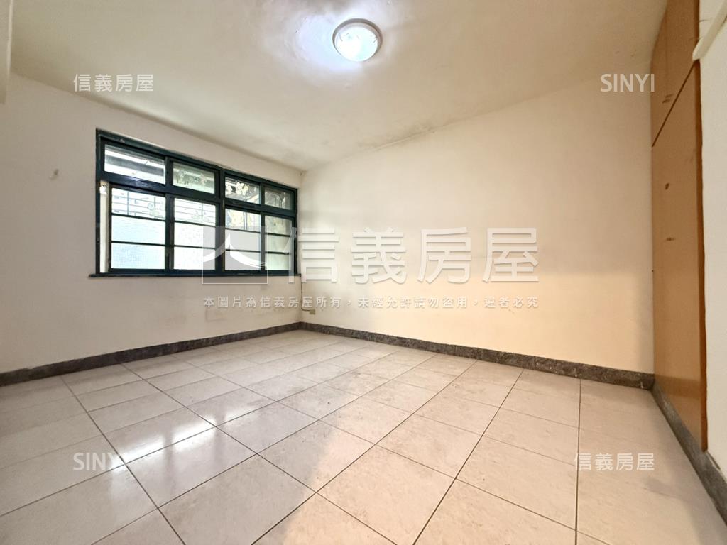 五百戶透天房屋室內格局與周邊環境