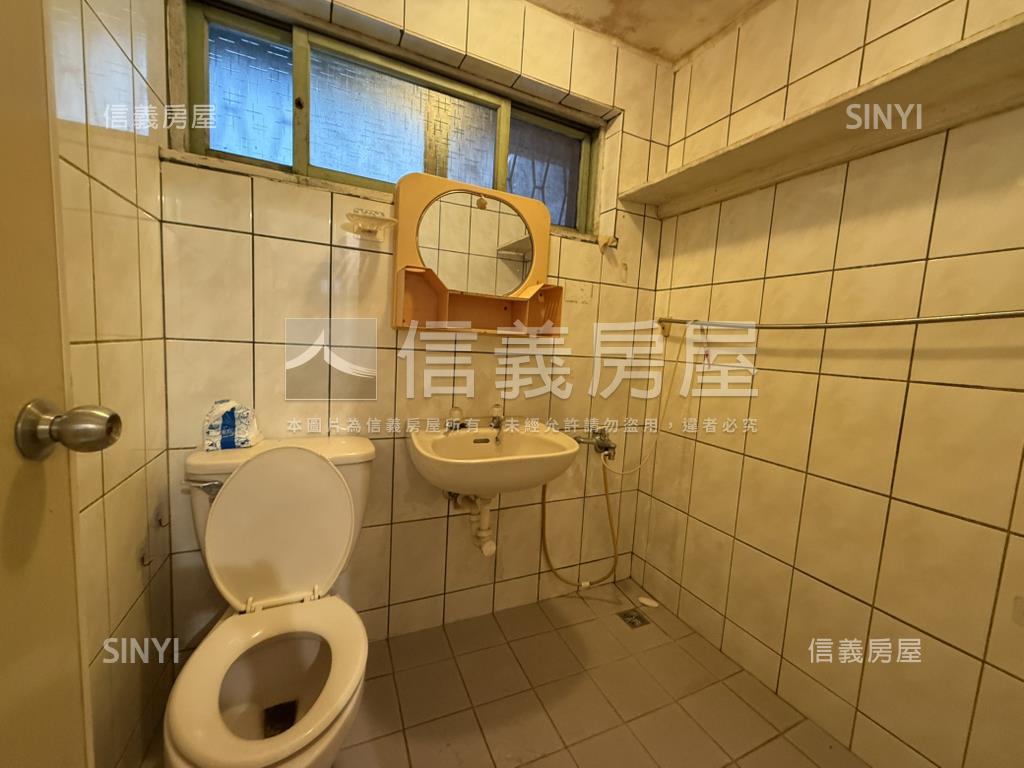 五百戶透天房屋室內格局與周邊環境