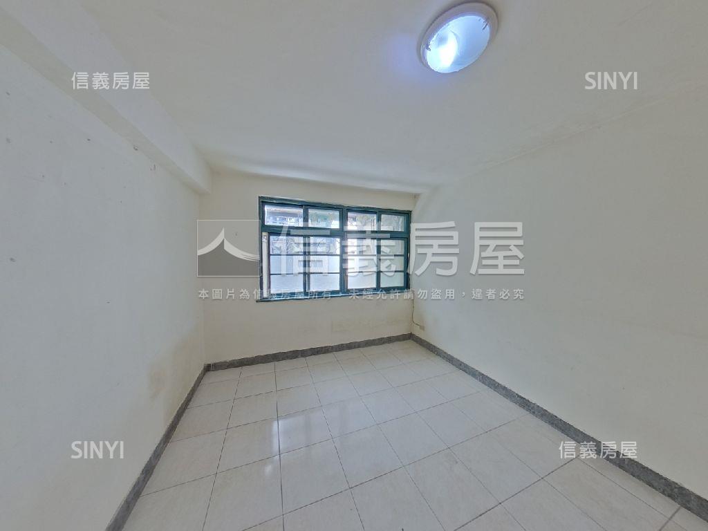 近學區優質便利透天房屋室內格局與周邊環境