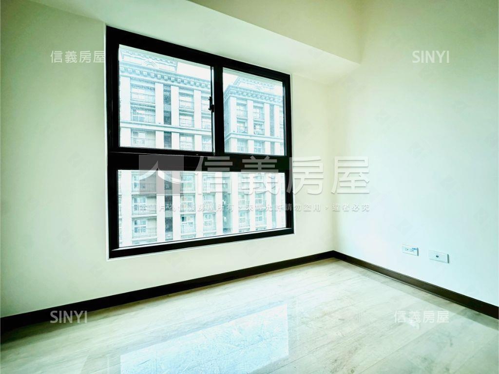 專任全新芳洲三房含車位房屋室內格局與周邊環境