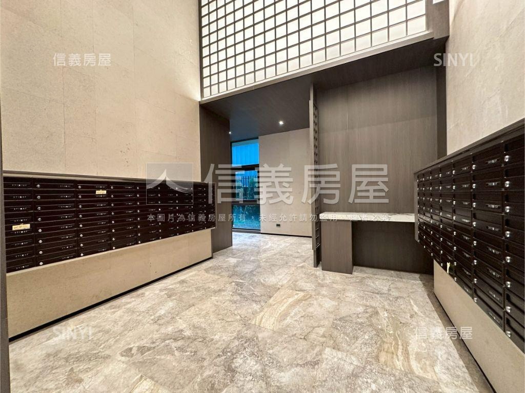 專任全新芳洲三房含車位房屋室內格局與周邊環境