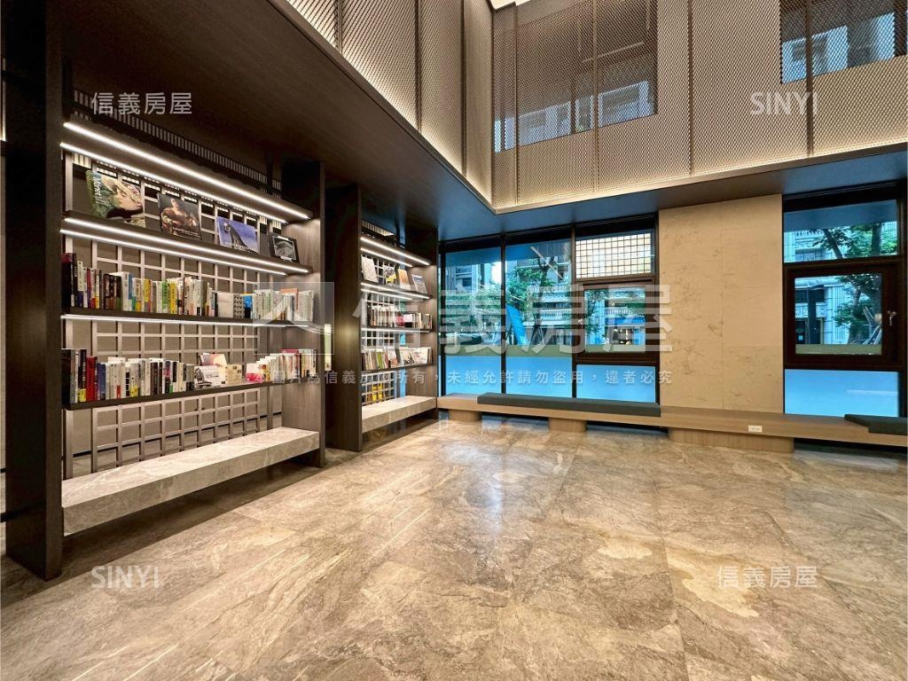 專任全新芳洲三房含車位房屋室內格局與周邊環境