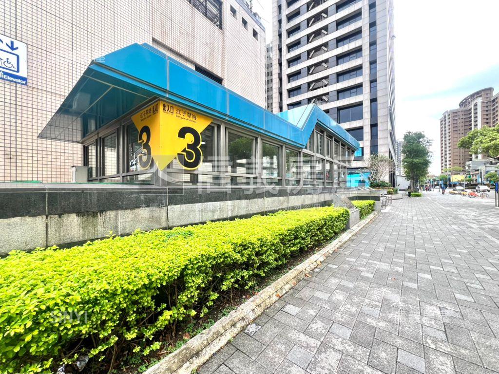 江翠捷運稀有遠見四房車房屋室內格局與周邊環境