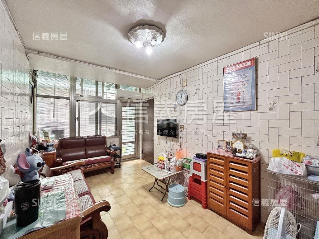 ☆馬到成功☆自重美寓房屋室內格局與周邊環境