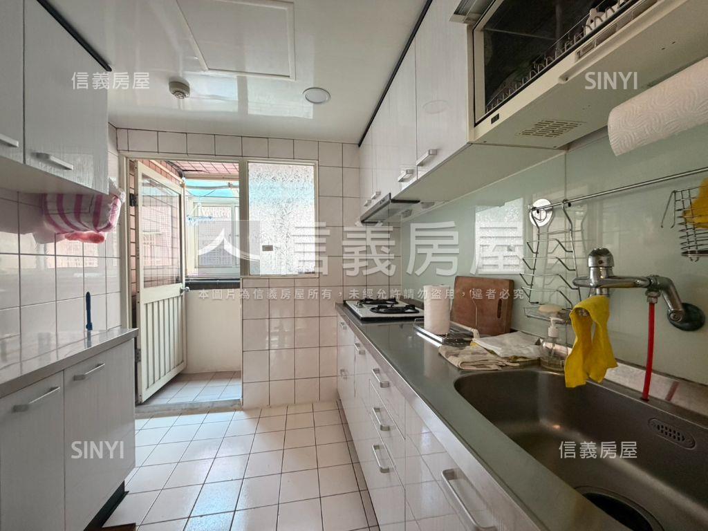 低總價溫馨美宅房屋室內格局與周邊環境