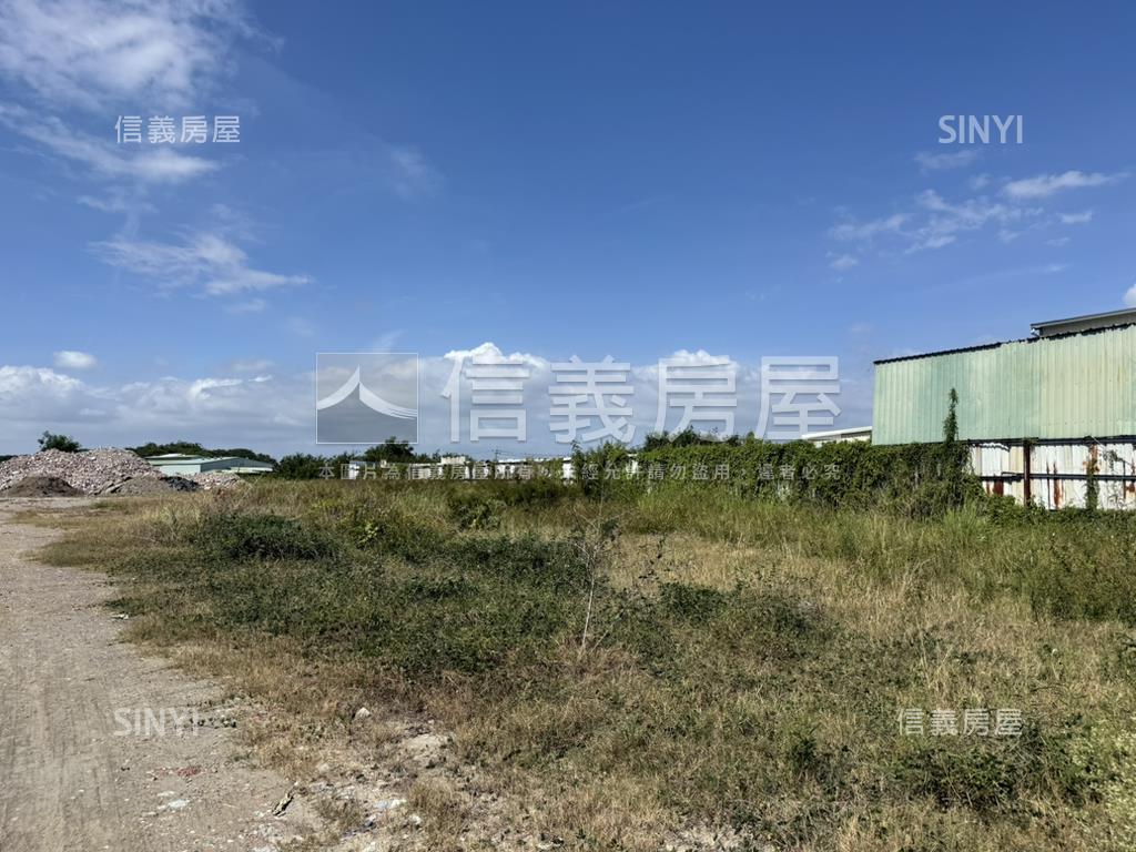 仁德臨約２０米路農地房屋室內格局與周邊環境