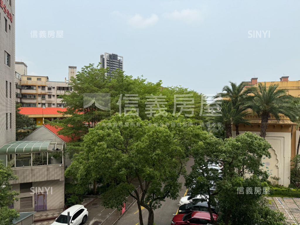 誠售光明國中四房車位房屋室內格局與周邊環境