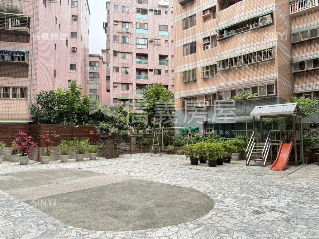 誠售光明國中四房車位房屋室內格局與周邊環境