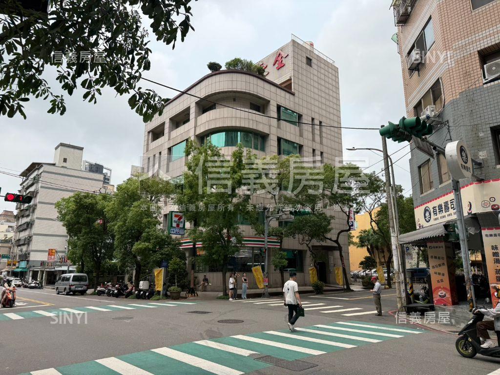 誠售光明國中四房車位房屋室內格局與周邊環境