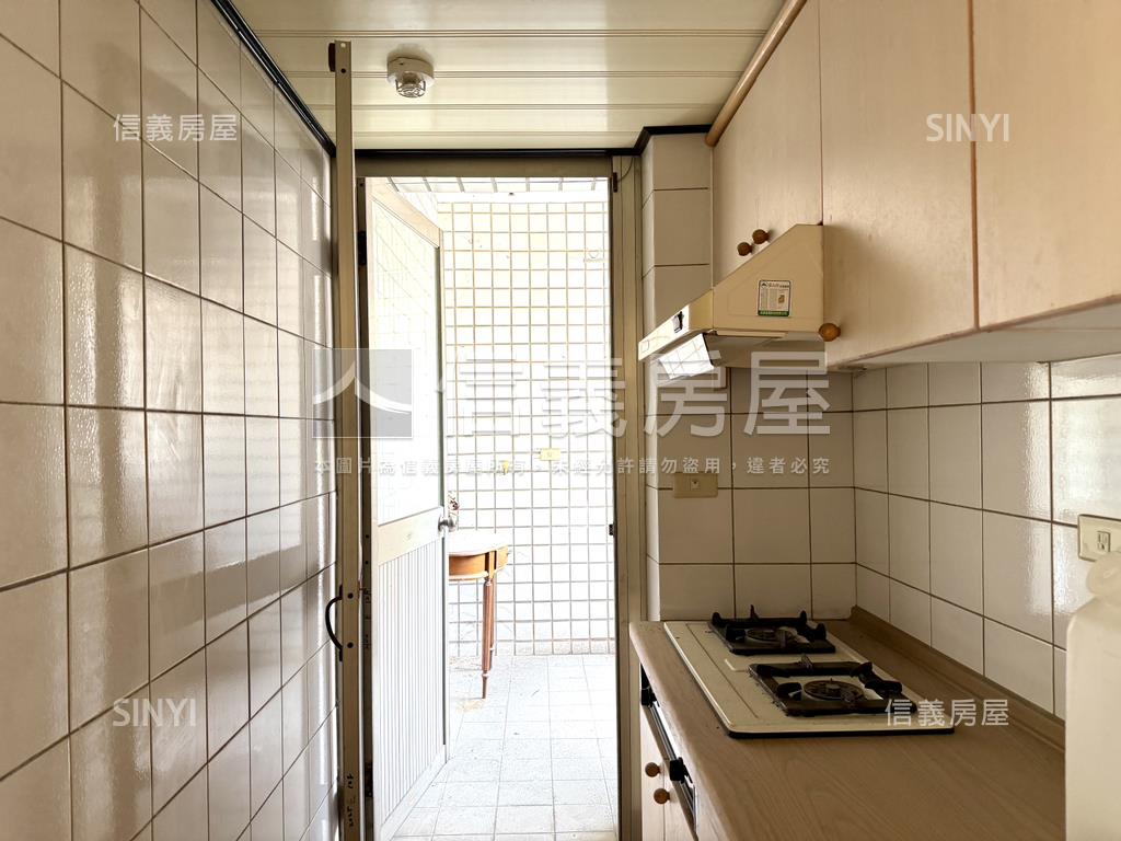 統帥清境房屋室內格局與周邊環境