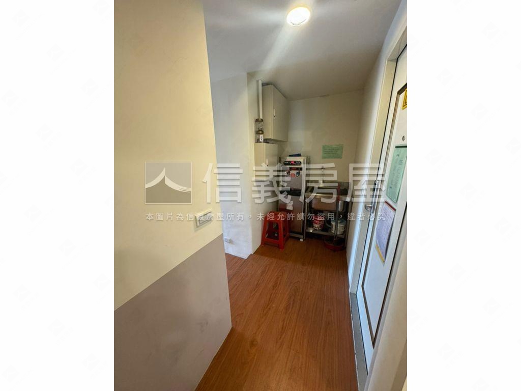 包租公４套房和平路美寓房屋室內格局與周邊環境