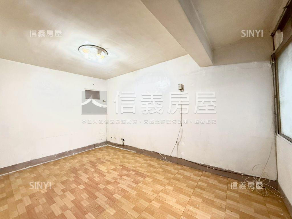 新生街小資三樓免爬高房屋室內格局與周邊環境