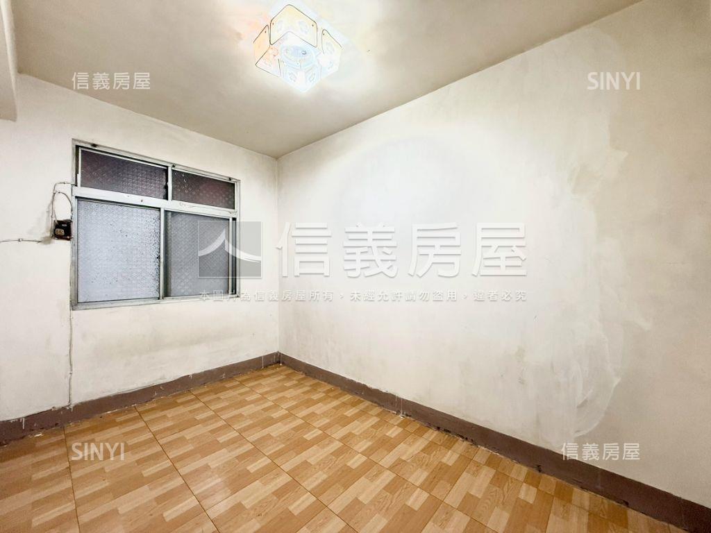 新生街小資三樓免爬高房屋室內格局與周邊環境