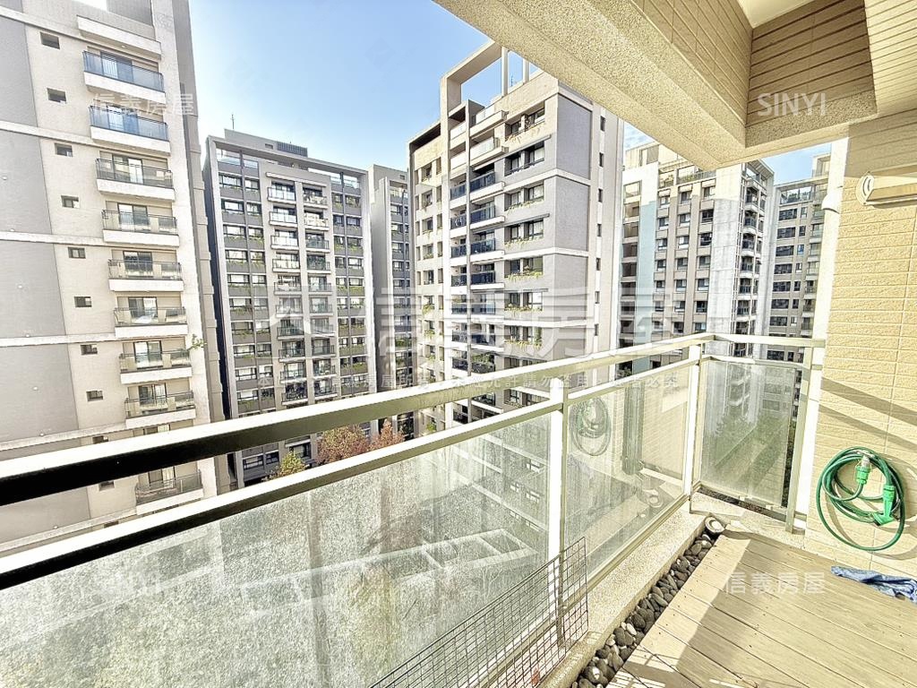 大城三月高樓層三房平車房屋室內格局與周邊環境