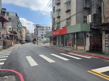 吉利芳鄰面寬店辦