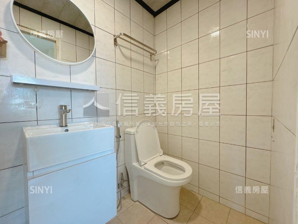 稀有景觀大空間三房平車房屋室內格局與周邊環境