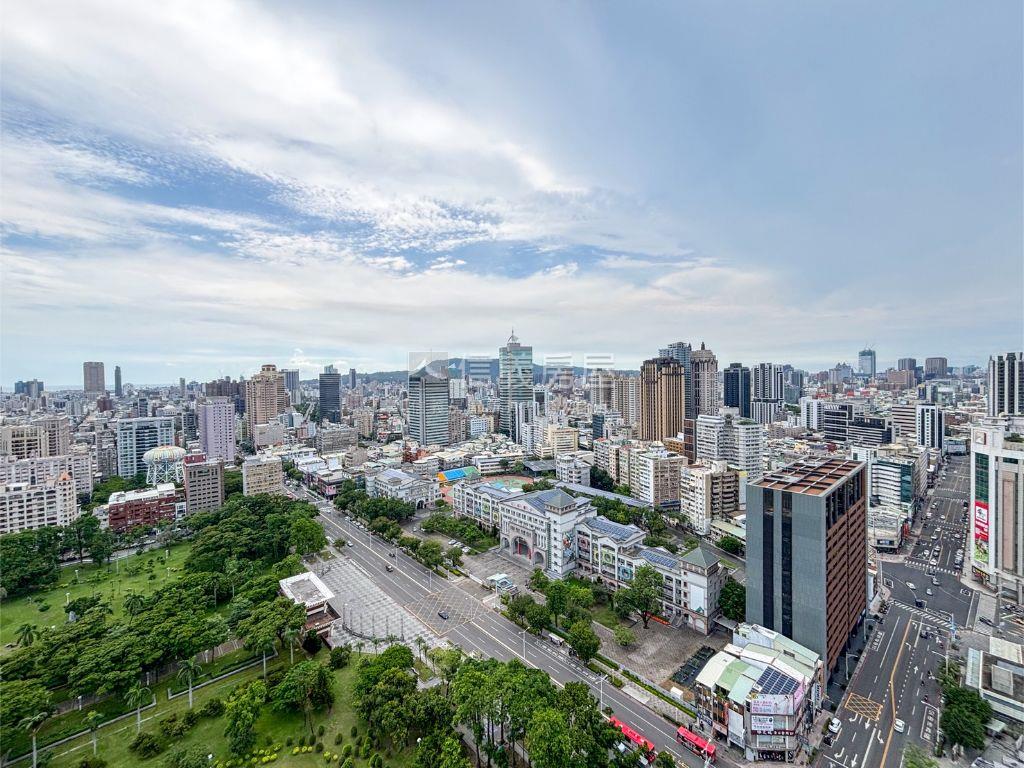 文化高峰會帝王景觀雙平車房屋室內格局與周邊環境