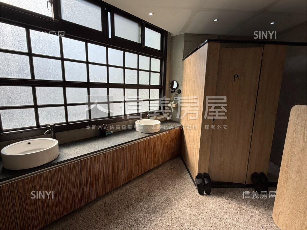 近火車站成大商圈角窗旅館房屋室內格局與周邊環境