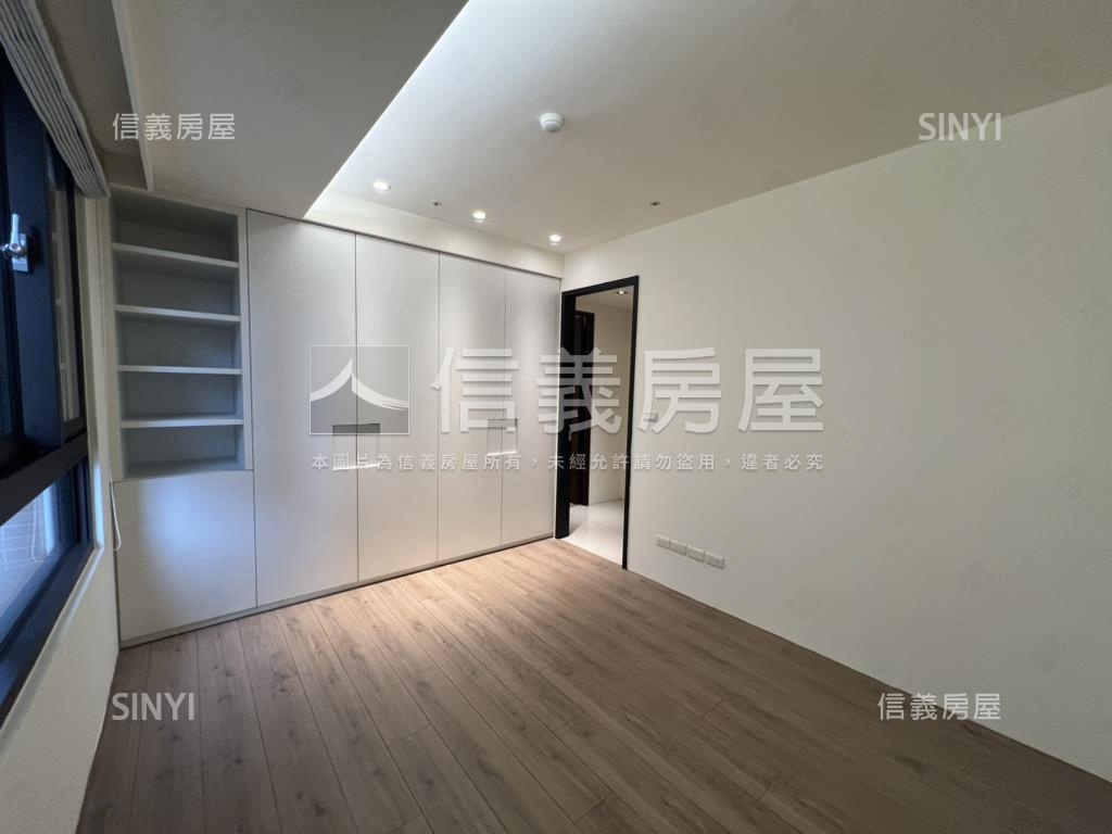 德鑫如一四房雙平車精裝宅房屋室內格局與周邊環境