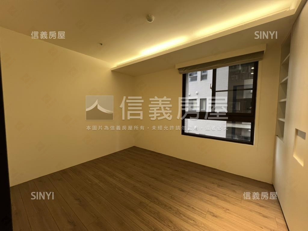 德鑫如一四房雙平車精裝宅房屋室內格局與周邊環境