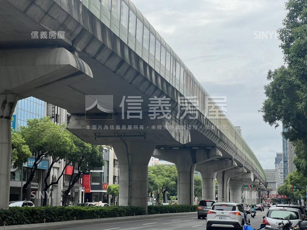 德鑫如一四房雙平車精裝宅房屋室內格局與周邊環境