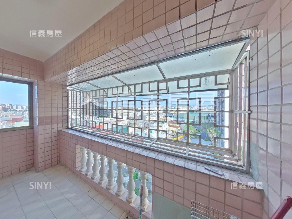 採光漂亮兩房車位房屋室內格局與周邊環境
