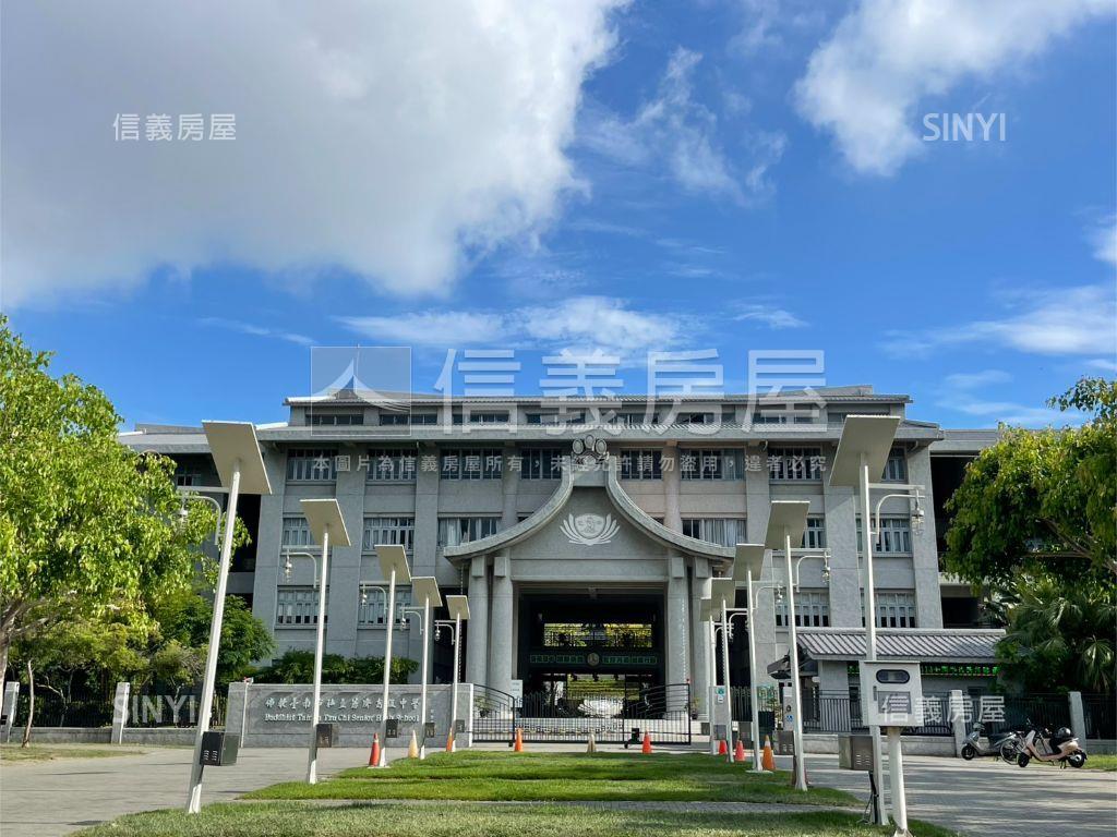 好想賣鉑悅三房平車房屋室內格局與周邊環境