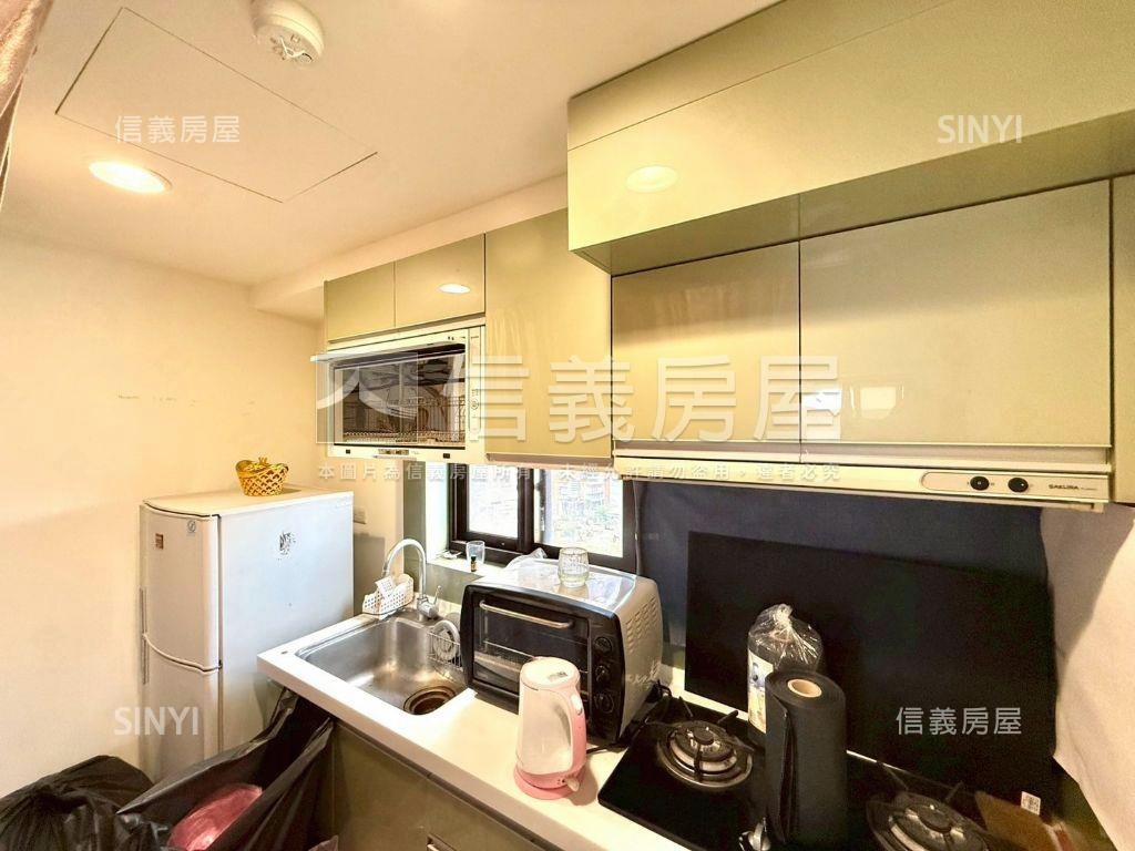 一層一戶頂溪電梯３房車位房屋室內格局與周邊環境