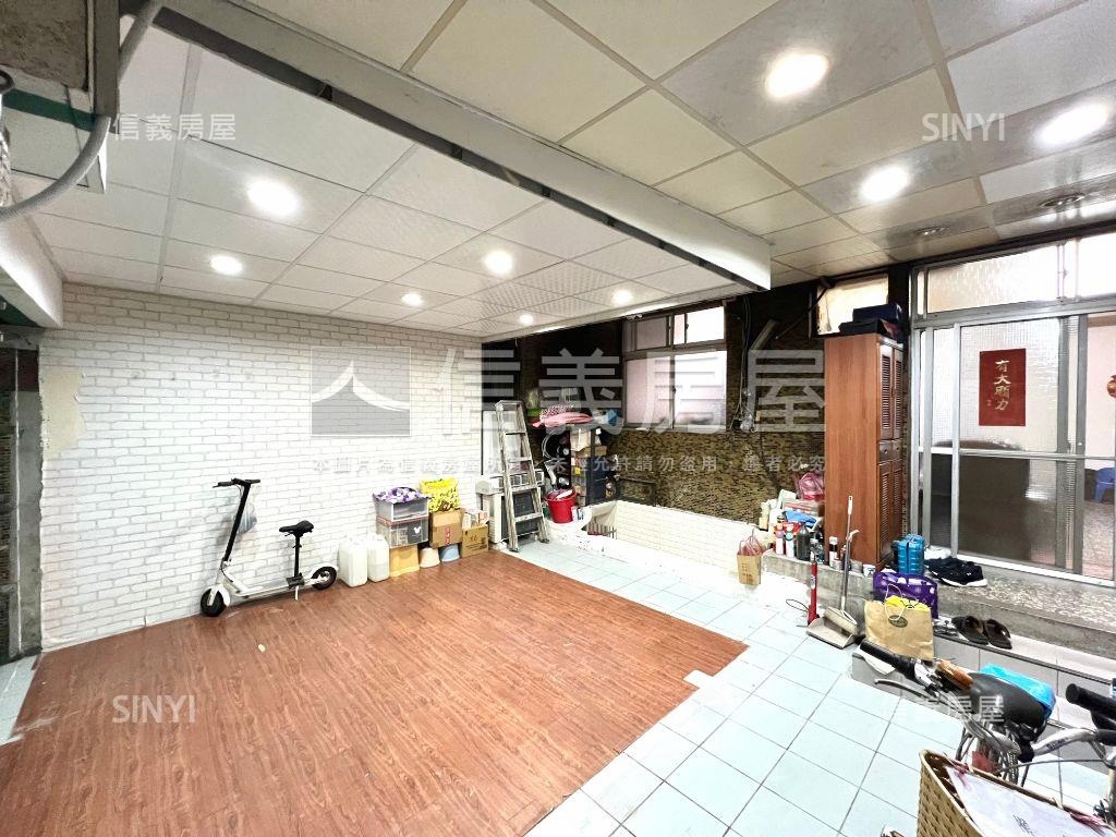 南京靜巷面寬住店辦一樓房屋室內格局與周邊環境