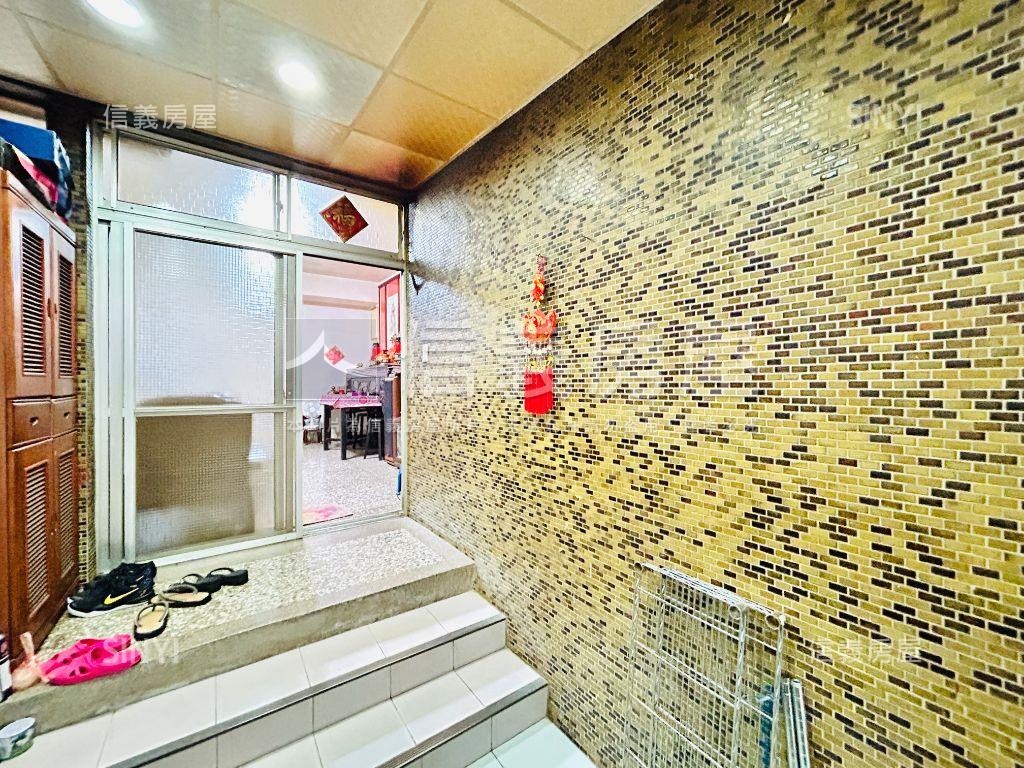 南京靜巷面寬住店辦一樓房屋室內格局與周邊環境