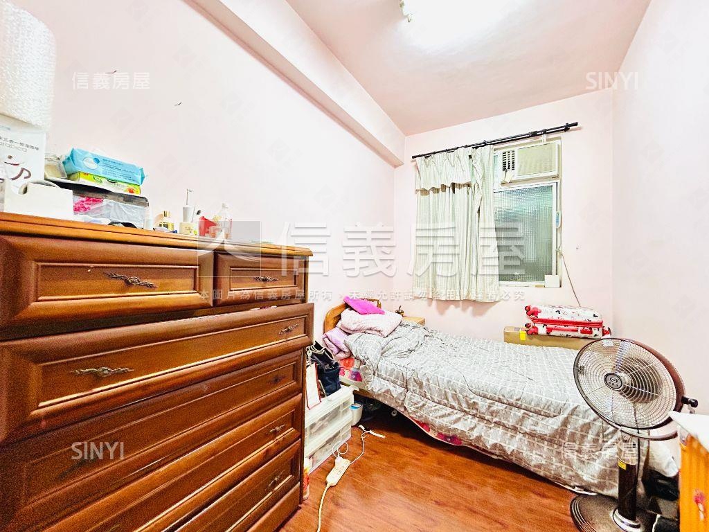 南京靜巷面寬住店辦一樓房屋室內格局與周邊環境