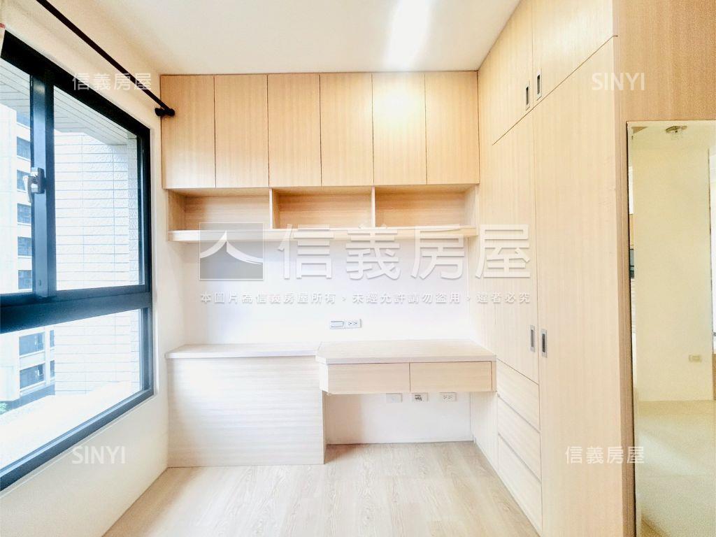 五月天嵐三房雙車視野戶房屋室內格局與周邊環境