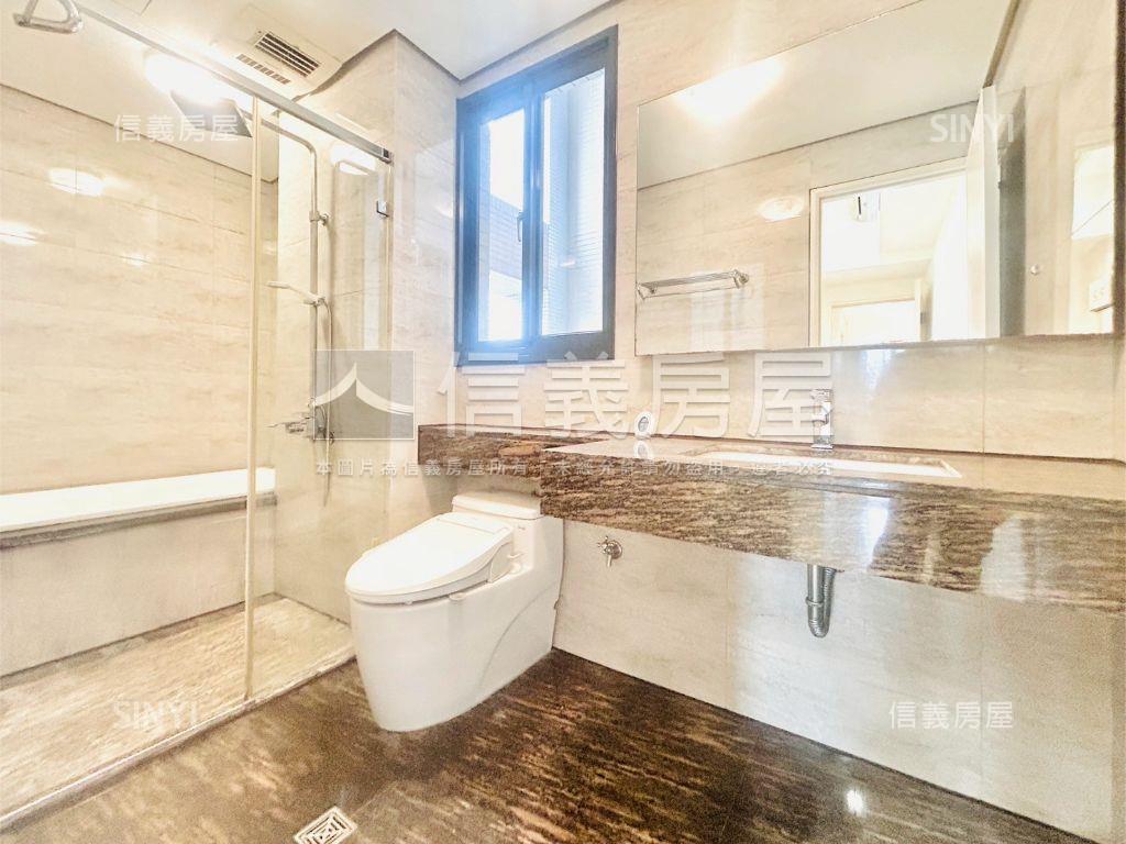 五月天嵐三房雙車視野戶房屋室內格局與周邊環境