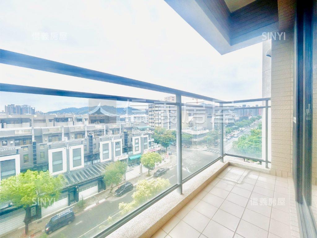 五月天嵐三房雙車視野戶房屋室內格局與周邊環境